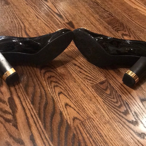 Tory Burch logo Patent leather heels size 8 - Picture 5 of 13